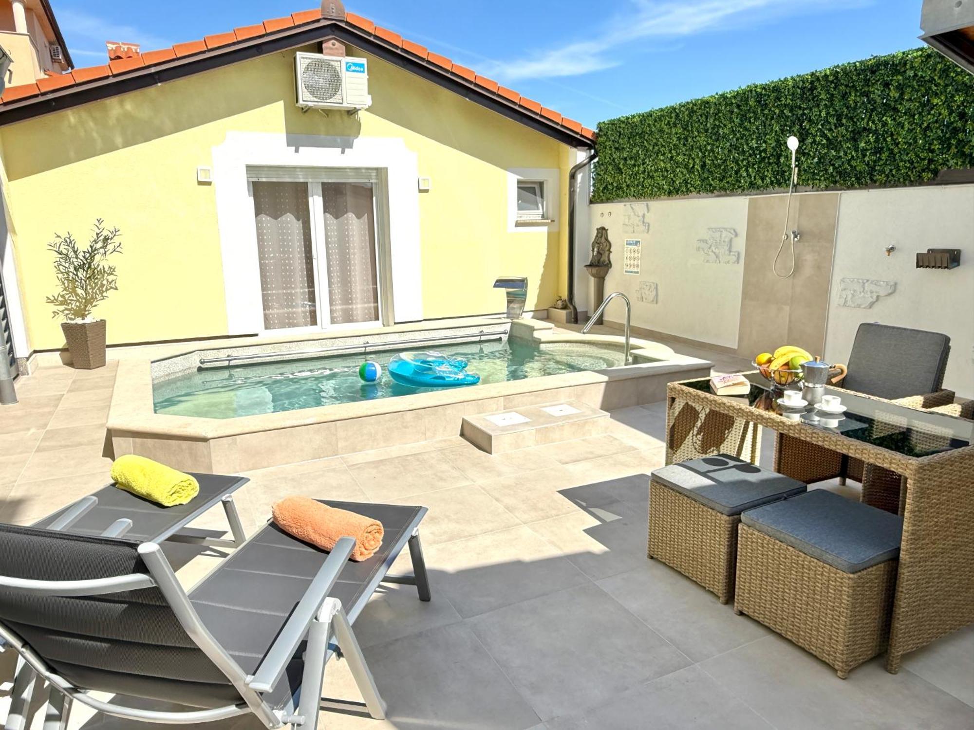 Poolside Studio Fazana Bagian luar foto